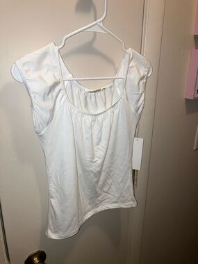 H + H Heart & Hips White Scoop Neck Cap Sleeve Top Medium New